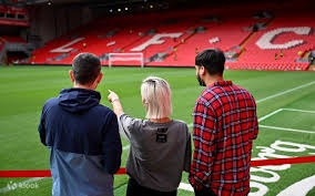 尼科：我不在乎外界的流言蜚语，能为曼城踢球让